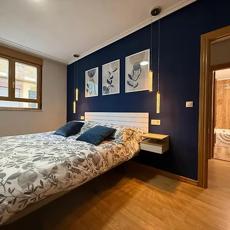 Comodo A Un Paso Del Centro De La Charra 6 Apart-37-278 *