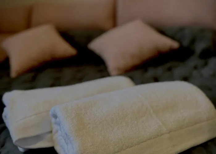 Comodo A Un Paso Del Centro De La Charra 6 Apart-37-278 *