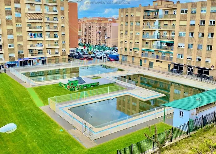 Comodo A Un Paso Del Centro De La Charra 6 Apart-37-278 *